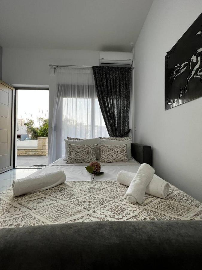 3a Seaside Luxury